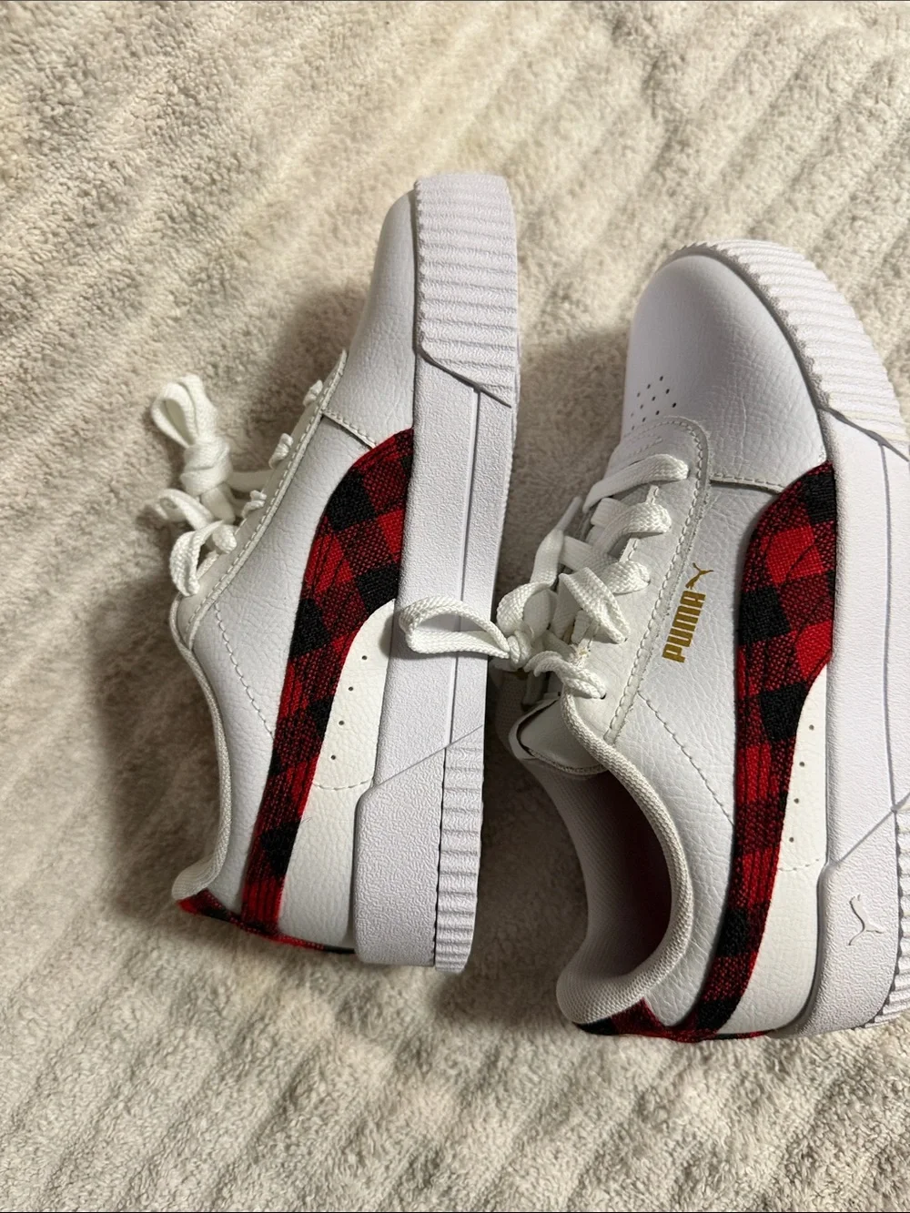 Puma White and Red Low-Top Kids Sneakers